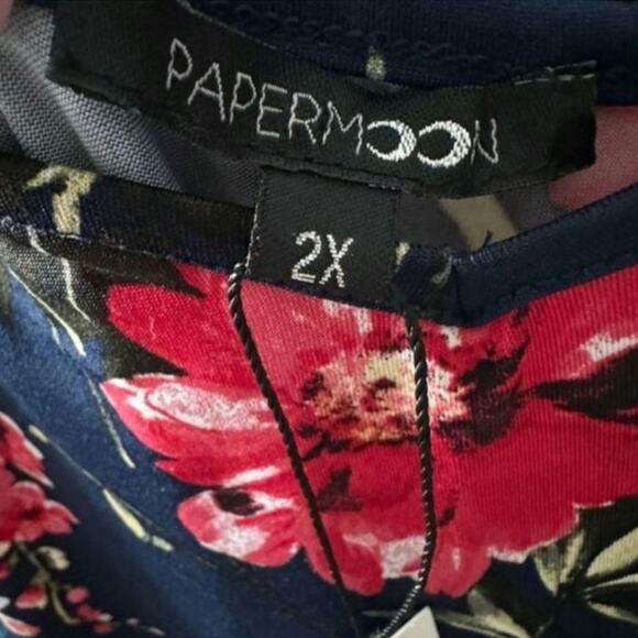 Papermoon Basima Back Detail Navy Floral Strappy Tank Top NWT 2XL - Picture 5 of 5